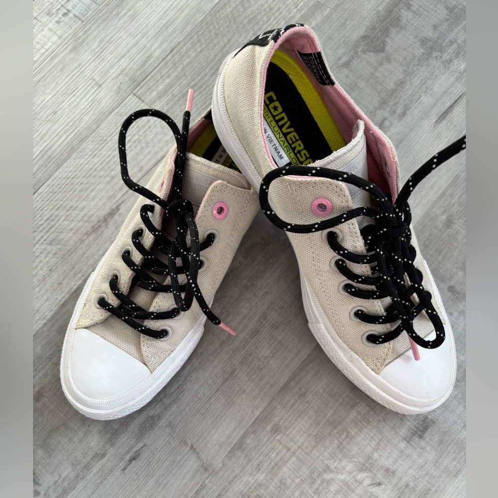 Converse Canvas Low-Top Sneakers in Cream, Pink‎ & Black